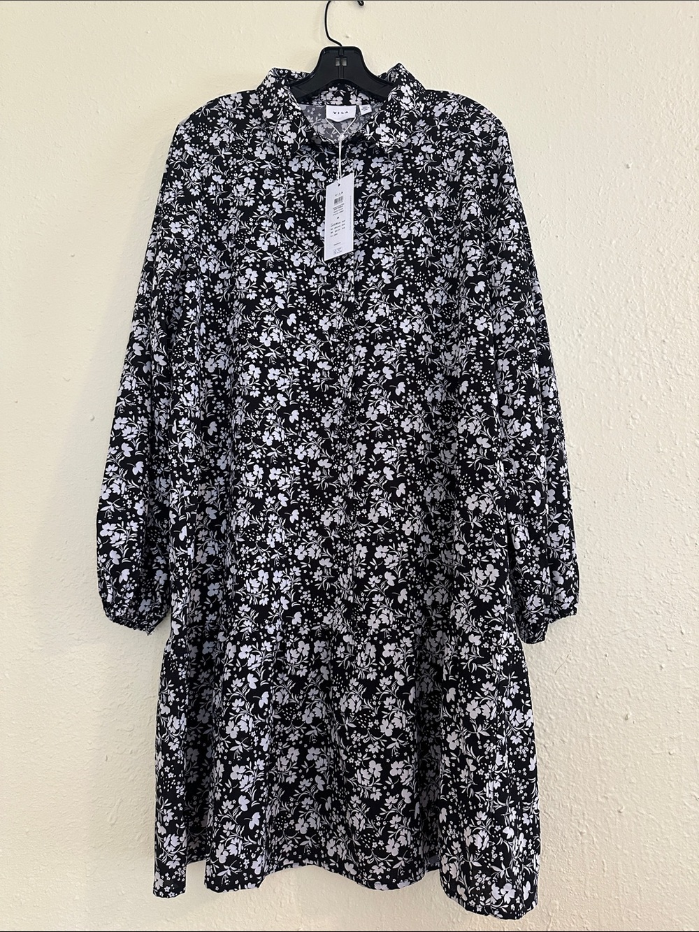 VILA Black and White Floral Shirt Dress NWT